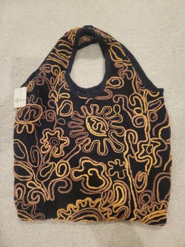 Neu mit Etikett Free People Vigne Beuteltasche offen Strick Schultertasche gehäkelt schwarz braun Einheitsgröße Boho - Bild 3 von 11