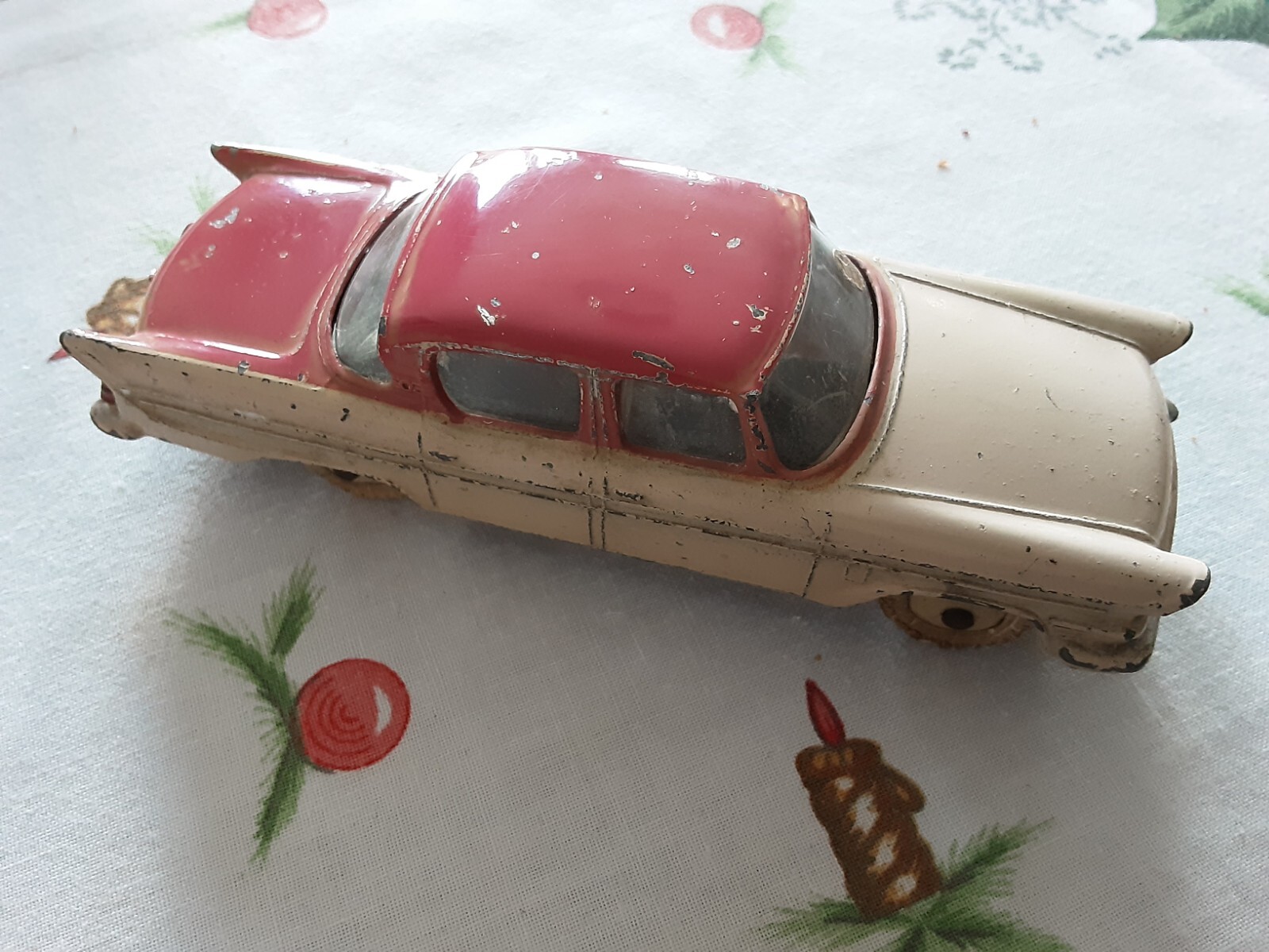 Dinky 180, Packard Clipper - Free Price Guide & Review