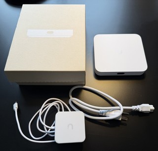 Ubiquiti UniFi Cloud Gateway Max (UCG Max) used great condition