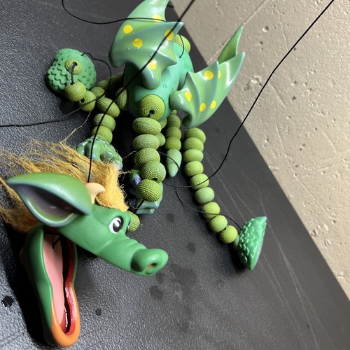 Dunstan the Dragon Marionette Puppet Vintage Bozart Toy, Good Cond. T1 - Picture 10 of 19