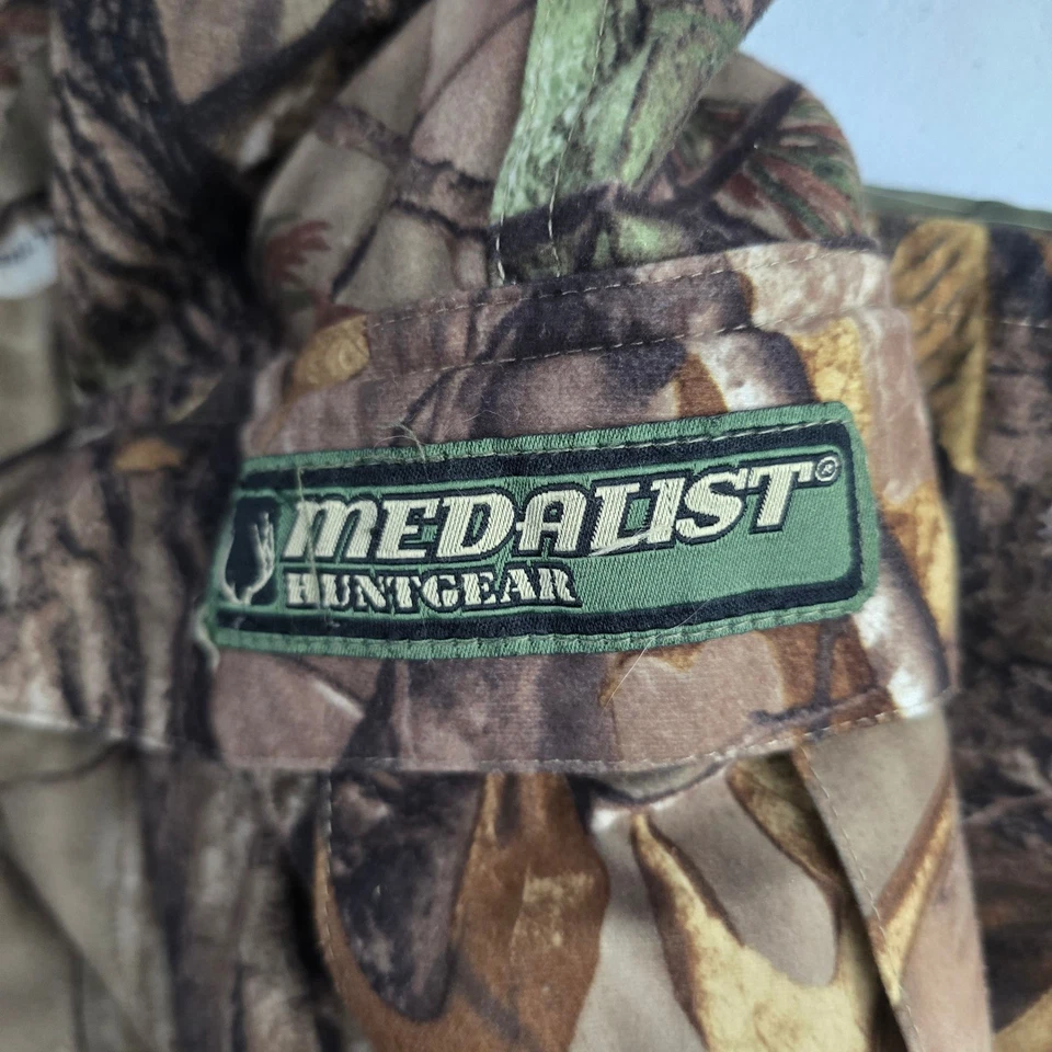 Medalist Huntgear Realtree Camo Hunting Pants 2XL Silvermax Technology - Image 2 of 4