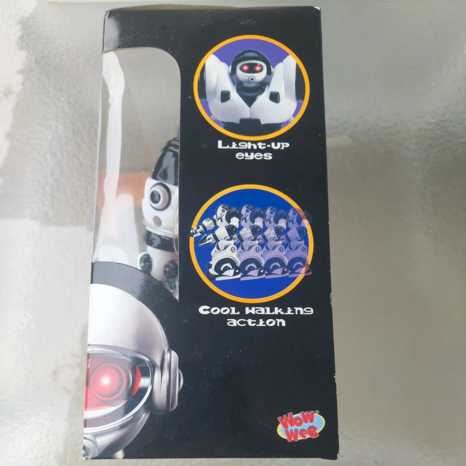 Wowwee ROBOTICS MINI ROBOSAPIEN 2004 New in Box - Image 3 of 4