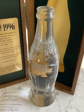 1996 Atlanta Olympics Commemorative Coca Cola Bottle Balfour Crystal 301/500 pin