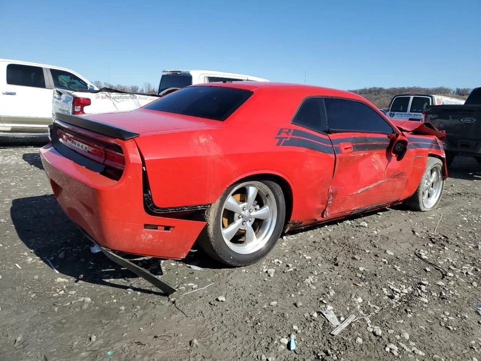 2010 Dodge Challenger R/T Trunk Lid Red Used Local Pick Up Only 407247 Foto 4 de 4