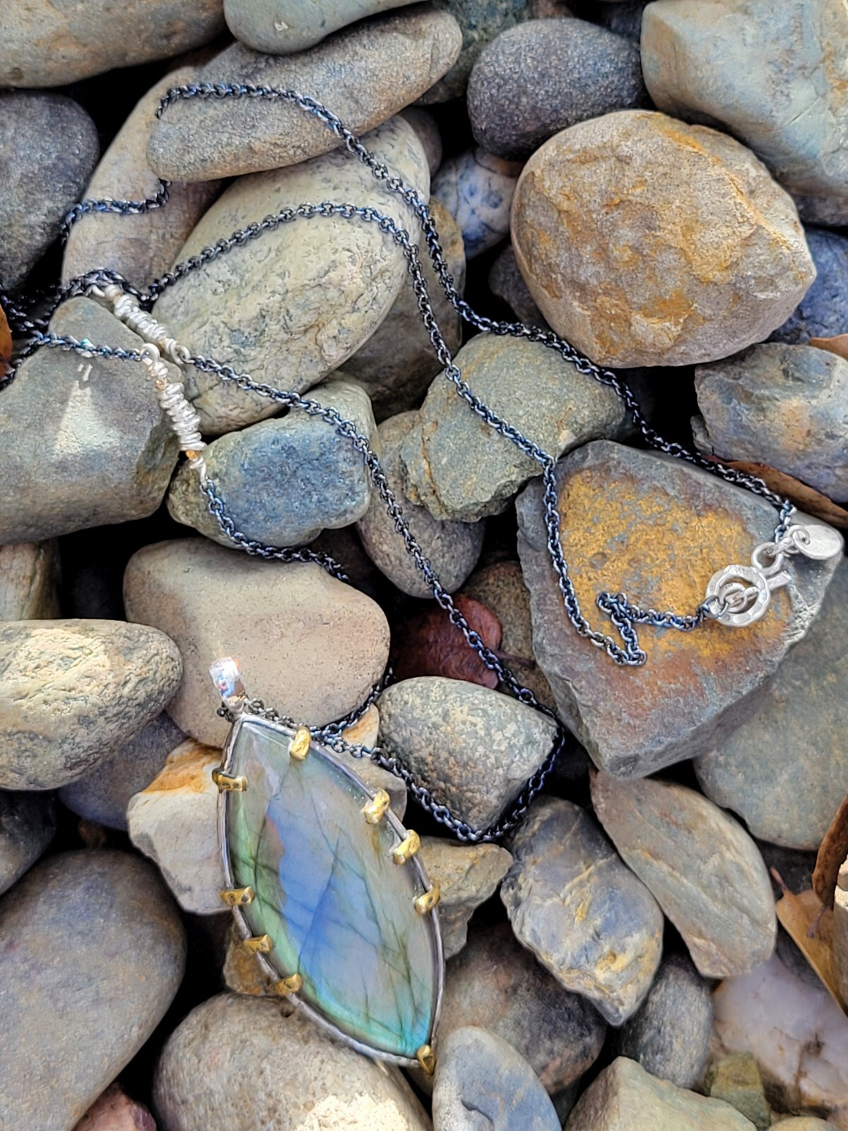 Artisan Eclipse Oval Labradorite Sterling Silver … - image 15