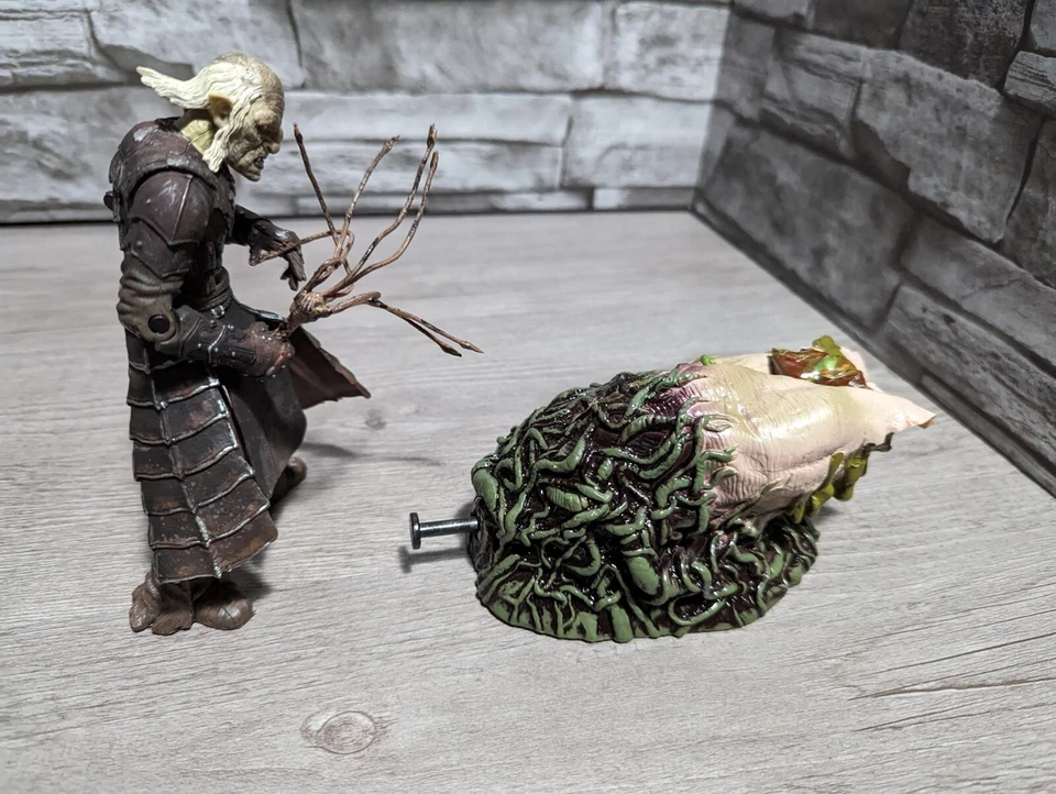 Toybiz El Señor de los Anillos Orco Supervisor y Recién Nacido Uruk Hai Conjunto de Figuras Duende Foto 3 de 4