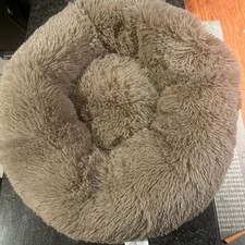 Donut Plush Pet Dog Cat Bed Fluffy Soft Warm Calming Bed 20" Tan