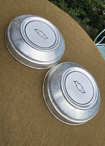 Vintage Chevy Dog Dish 10 3/4 Inch Hubs Set Of 2 Used