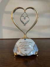 Ardleigh Elliot Musical Precious Memories "Always in my Heart" A2809 Porcelain