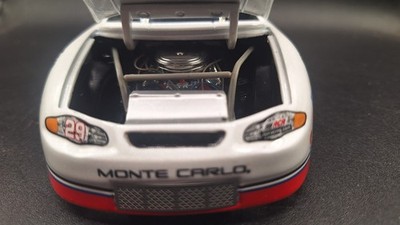 Kevin Harvick #29 GM Goodwrench Rookie of the Year 2001 Monte Carlo 1:24 BWC 