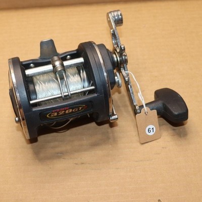 PENN 320GT2 ベイトリール Vintage PENN 320 GT2 High Speed Graphite Fishing Reel Made in USA