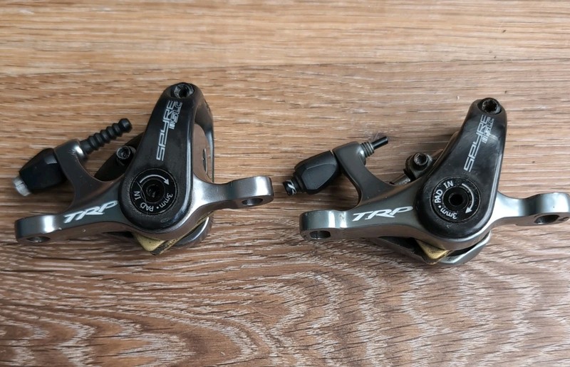 TRP Spyre SLC post mount mechanical disc brake callipers front & rear + Adapters