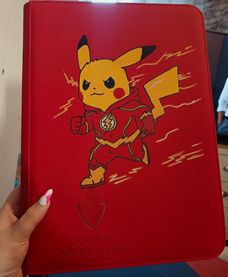Karten Wächter - Pikachu Pokémon TCG Sammelkarten Mappe Rot Gelb Schwarz