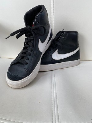 Size 4.5 (GS) - Nike Blazer Mid 77 Black White