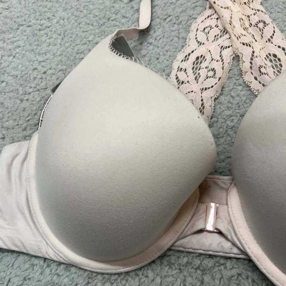 Sujetador Victoria Secret 38B Body con aros de Victoria espalda cruzada cobertura perfecta Foto 3 de 4