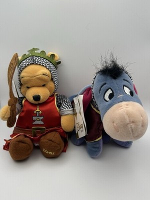 Winnie and Eeyore Saint George s Day Beanie Plüsch Disney Store exklusives Etikett