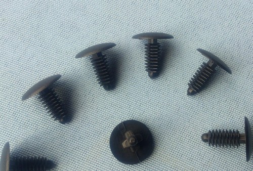 30x Unterboden Verkleidung Clips Für BMW - Original 07-14-7-306-224 Ersatzteile