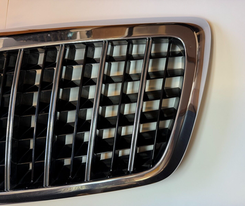 2003 - 2010 MERCEDES-BENZ W240 MAYBACH 57S 62S FRONT GRILLE A2408800283 OEM - Picture 9 of 23