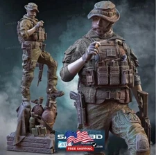 1/24 Resin Figure Captain Special Arms Assemble Miniature Garage Model Toys