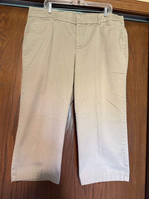 JM Collection Womens Khaki Capris Pants  Casual Wear Size 18W