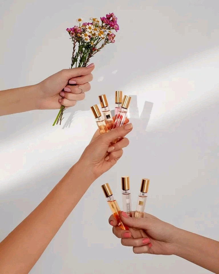 3x Avon Perfume Monedero Spray EDP EDT 10 ml | Tamaño de viaje | Paquete de 3 Mezcla y combinación Foto 4 de 4