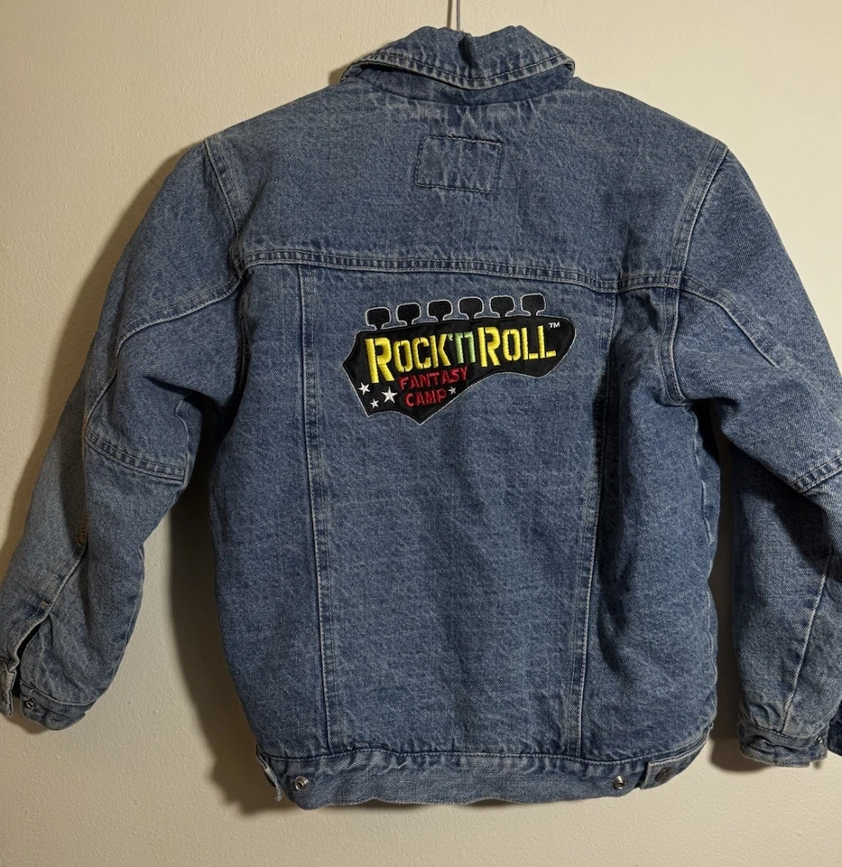 Chaqueta de mezclilla para camionero reciclada Unigender Children’s Place Boy’s talla 7-8 excelente estado Foto 4 de 4