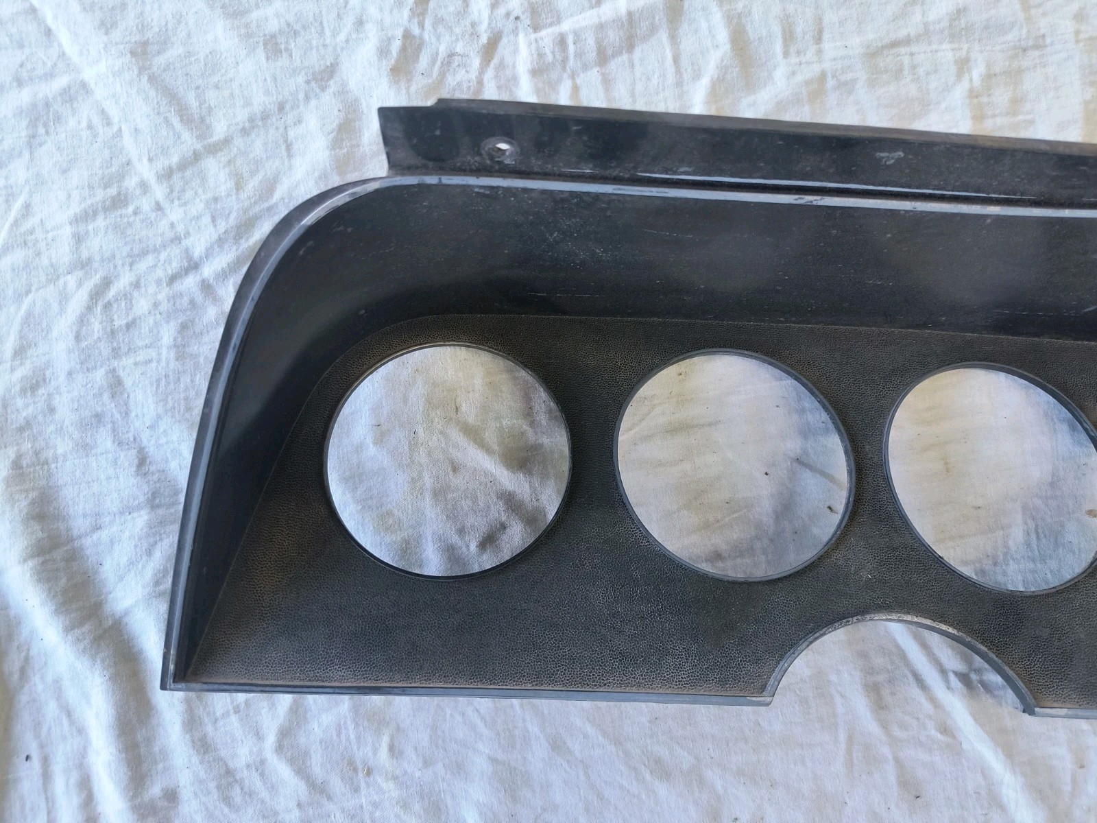 TORINO RANCHERO COUGAR FORD GT TACHOMETER GAUGE INSTRUMENT CLUSTER BEZEL