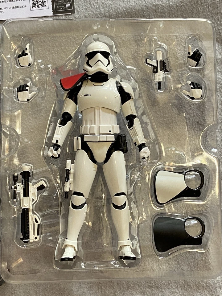 Bandai S.H.Figuarts Star Wars Primera Orden Stormtrooper Oficial con Pauldron *Auténtico Foto 2 de 4