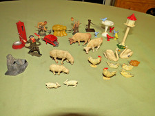 VINTAGE LARGE GROUP OF OLD 29 FIGURES ANIMALS ACCESSORIES FOR TRAIN PUTZ GARDEN