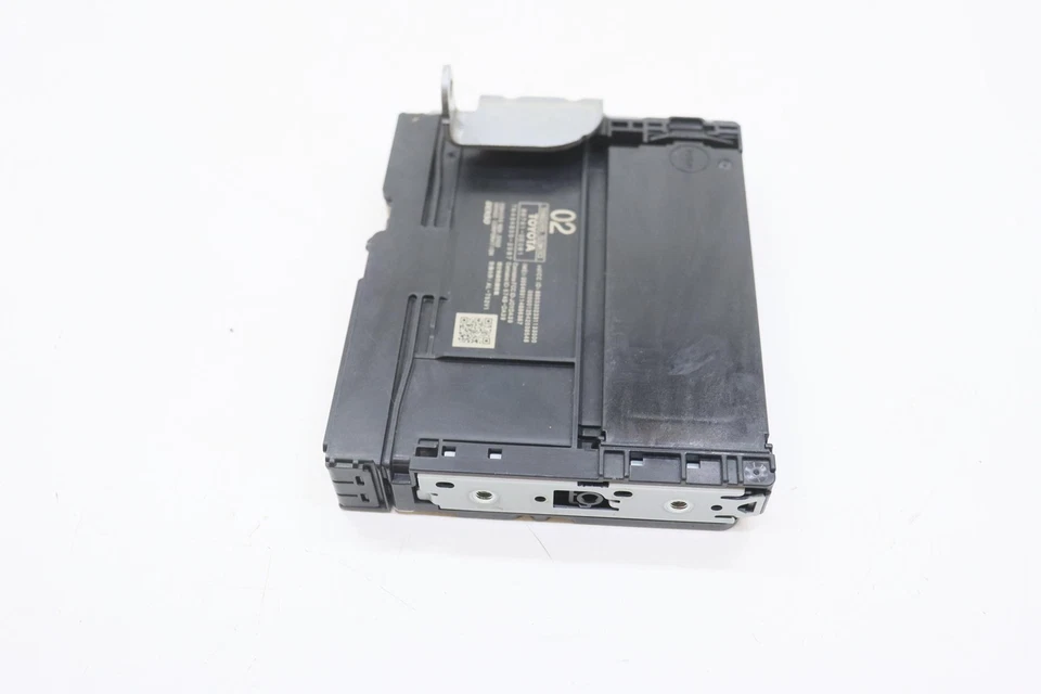 2020 - 2021 TOYOTA TUNDRA TELEMATICS COMMUNICATION CONTROL MODULE OEM 867410E061 - Image 2 of 4