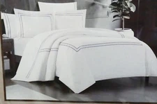 Chic Home Design Alexander 3 Piece Duvet Cover Set White w/ Black Trim King NEW