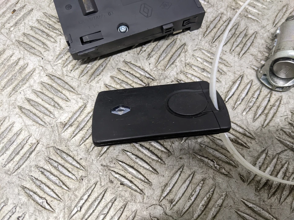 Renault Zoe Dynamique Mk1 2012-2024 lector de llaves, llave y bloqueo barril 285909828R Foto 3 de 4