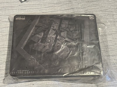 Mezco One: 12 Justice League 3 Pack