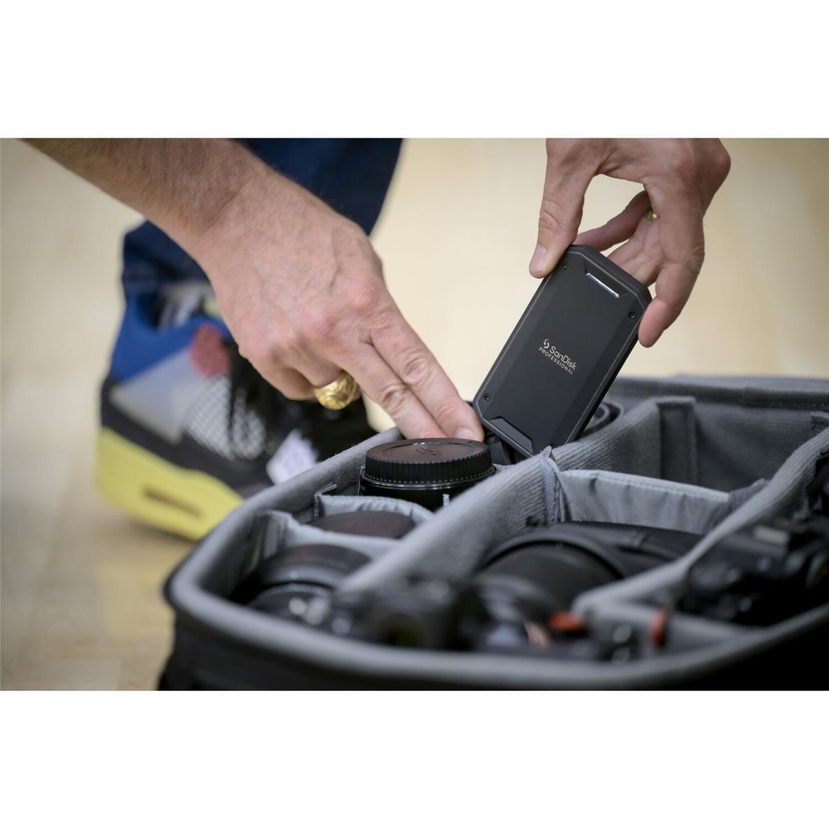 SanDisk Professional PRO-G40 2TB Thunderbolt 3 Portable SanDisk Professional PRO-G40 2TB Thunderbolt 3 Portable