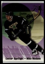 1994-95 Flair #9 Mike Modano Center Spotlight