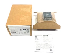 Omron V430-F000L12M-NNX MicroHAWK Code Reader, Long Range, Autofocus 75-1200mm