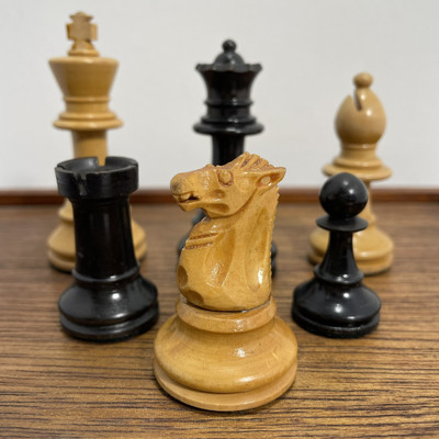 Antique Chess Set Hand Carved Staunton Boxwood Pieces + Box Library Size 3  King