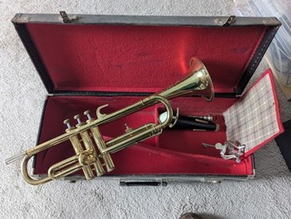 Corton Trumpet with Case