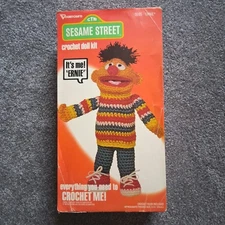 VINTAGE 1979 VOGART CRAFTS SESAME STREET IT'S ME ERNIE 9105 CROCHET DOLL KIT