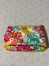 Thirty-One Zipper Pouch in Island Damask Floral