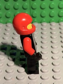 LEGO CITY # 60095 Deep Sea  Scuba Girl Woman in Helmet and Wetsuit Minifigure
