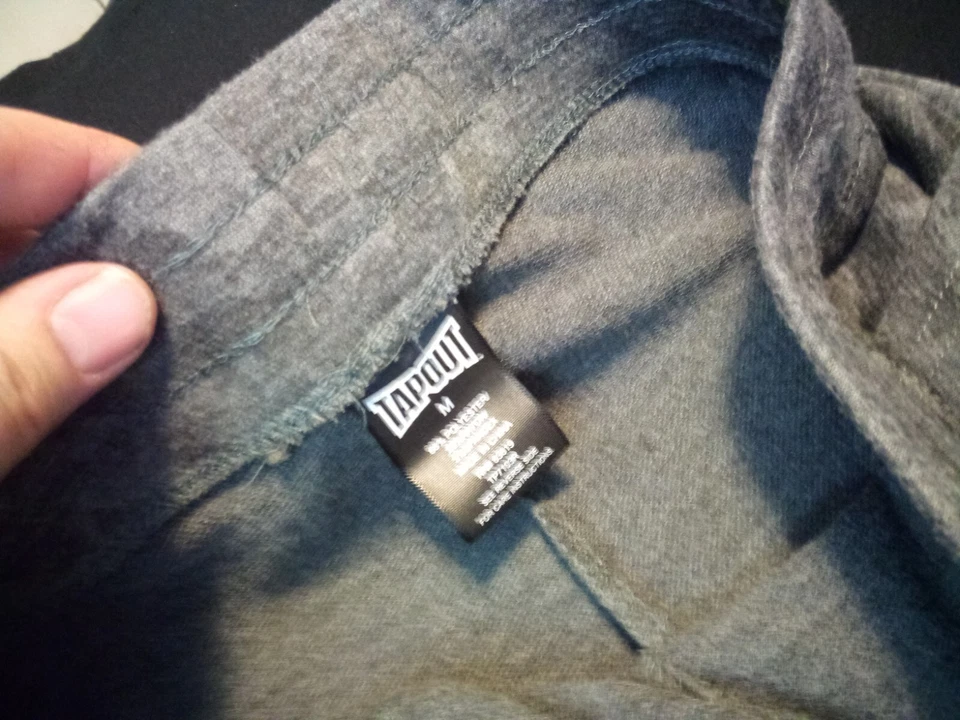 TAPOUT 女式 M 码黑色迷彩卡普里/打底裤背面标志侧袋拉 — 第 3/4 张图片