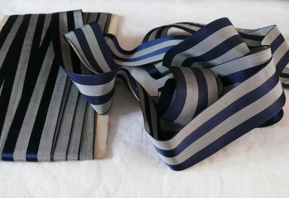 Ancien ruban tissé rayonne et coton couleur bleu marine  PRIX AU METRE - Photo 4/4
