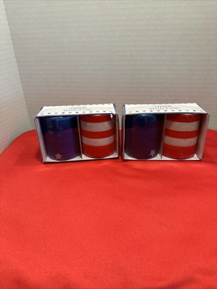 2 Sets Fourth of July Red, White and Blue Patriotic Salt & Pepper Shakers - Image 4 of 4