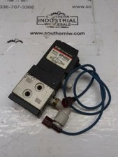 SMC VF1120 Solenoid Valve Pressure 1.5-9kgf/cm 1/8" 21-26VDC