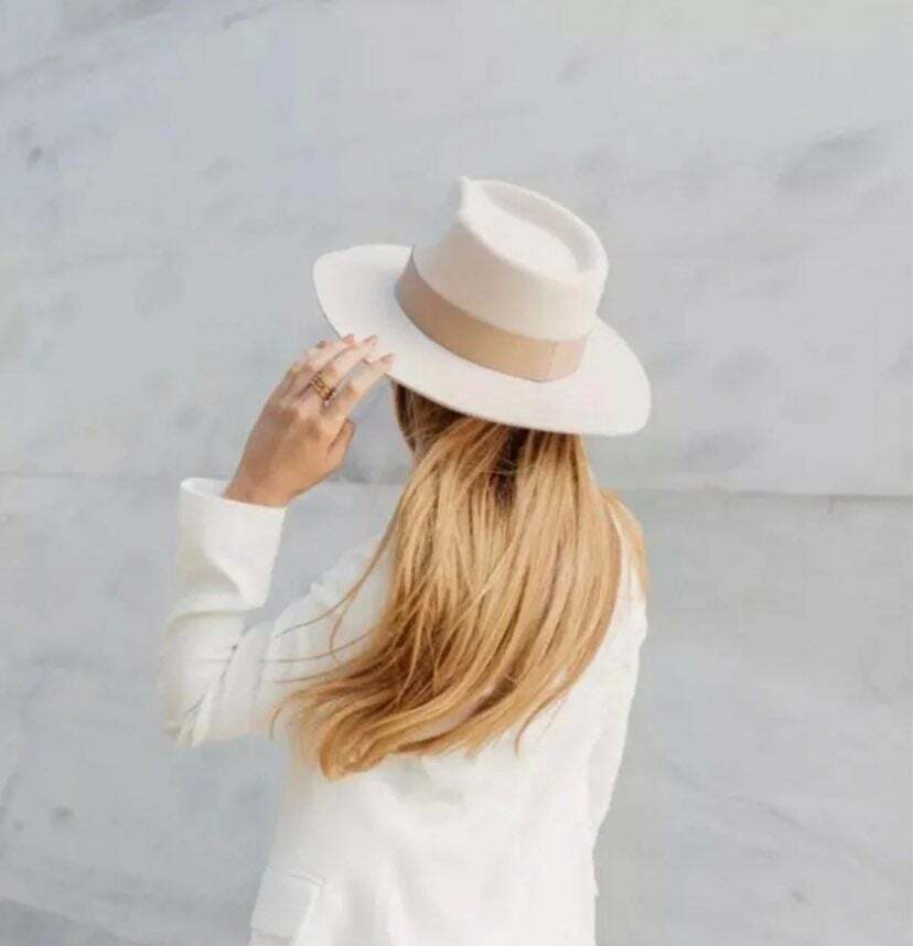 TERESSA FOGLIA Curateur Lynn Rachel Zoe Fedora Vegan Suede  display picture 3