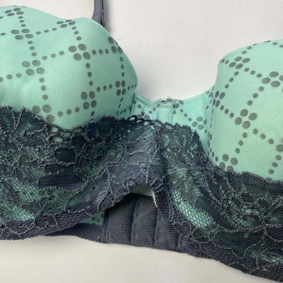 Sujetador Gilligan & O'Malley Verde Forrado Balconette Con Aros Floral Encaje Talla 36B Foto 3 de 4