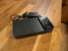 Rocketfish 4-port HDMI Switch RF-G1501 with power cable & remote!