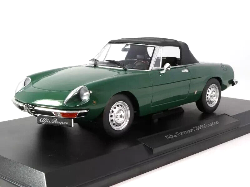 1/18 Alfa Romeo Duetto 2000 Spider 1978 Green Diecast Model Car by