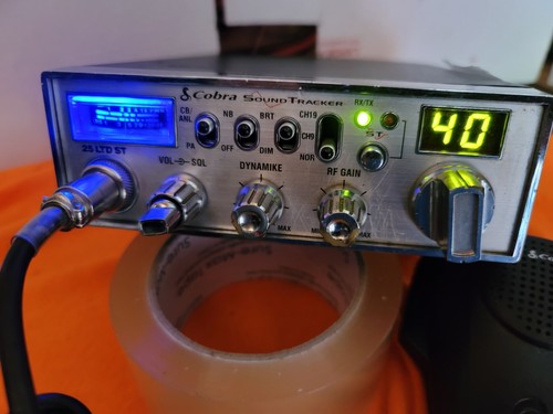 CB RADIO COBRA 25LTD ST SOUNDTRACKER Z DODATKOWYM WYGLĄDEM KANAŁÓW - Zdjęcie 5 z 14